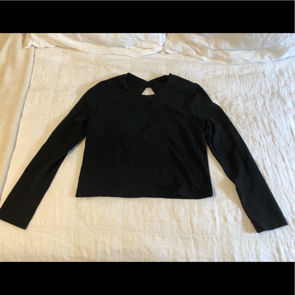 Lululemon long sleeve workout top